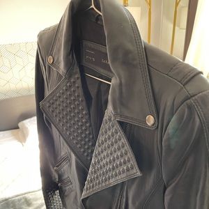 Zara leather jacket small size.